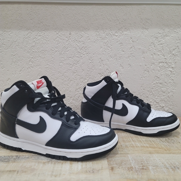 Nike dunk high women’s size 7 - Picture 3 of 11